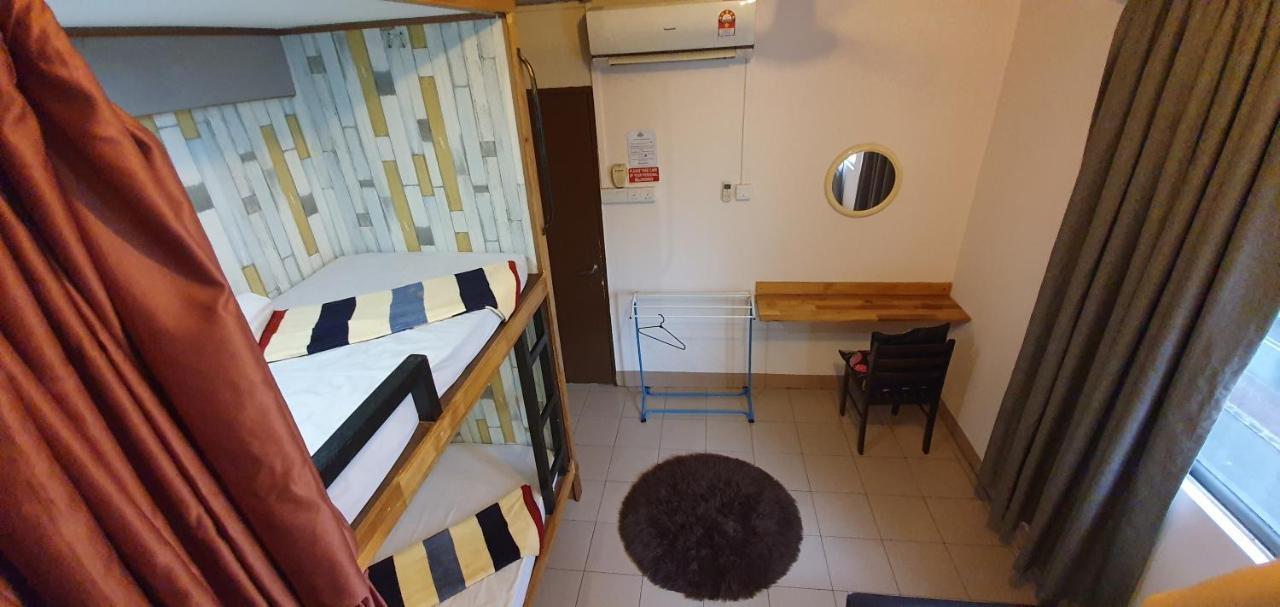 Escape Backpackers Kk Asrama Kota Kinabalu